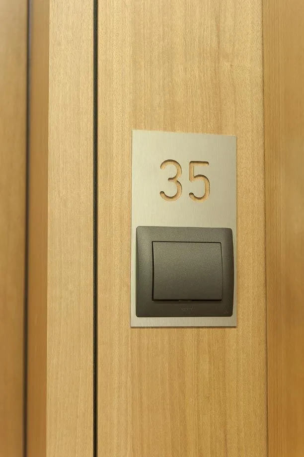 Apartamenty Wilanowska, Warszawa, Mokotów — Zabudowy szachtów, portale, okładziny (zdjęcie 3)